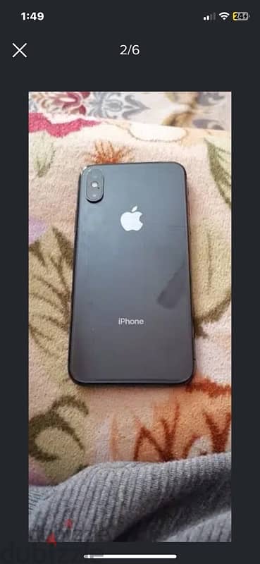 iphone xs بالشاحن و العلبة 1