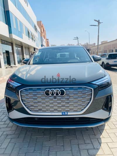 أودي كيو فور إي ترون 2024 AUDI Q4 E-TRON CREATIVE