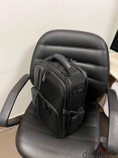 samsonite biz2go Backpack “brand new”