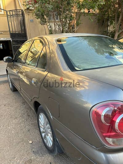 Nissan Sunny 2011 Super Saloon