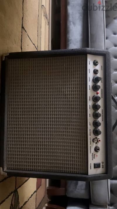 guitar amplifier G-20