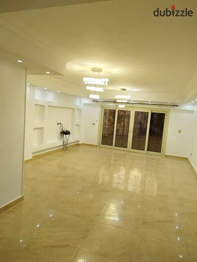 Twin house for rent in Pyramids Walk Compound, built-up area 338 m, with Kitchen &AC'sand heaters