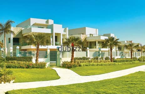 Villa for immediate sale, 3 floors with a swimming pool in Sheikh Zayed, Cleopatra Square