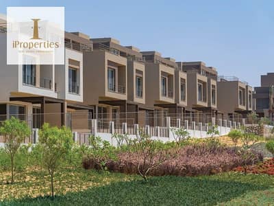 Town middle in palm hills new Cairo    Bua: 226 m