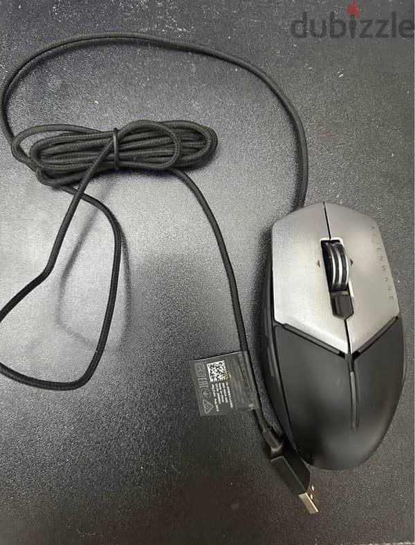 Alienware Elite AW958 mouse 4