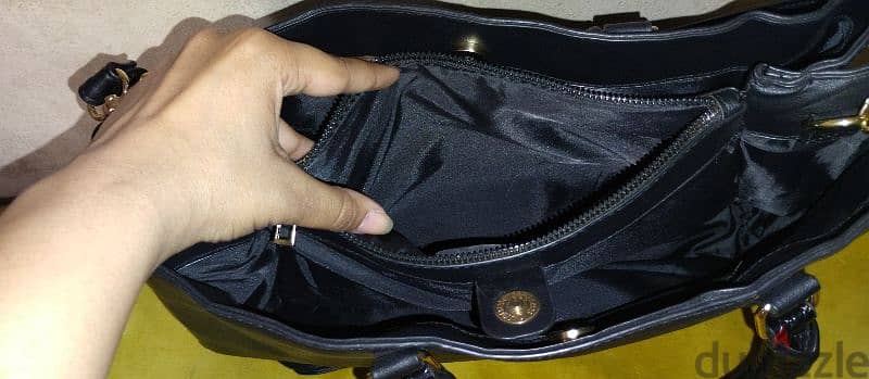 Black handbag 5