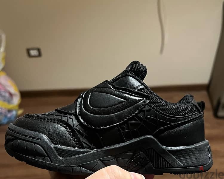 Boys shoes 7