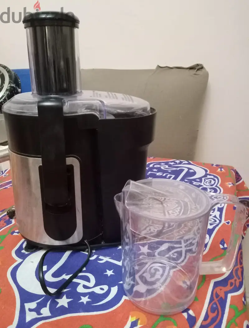 Tornado 800W Juicer65594375987714122