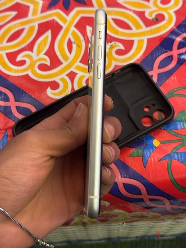 iPhone 11 6