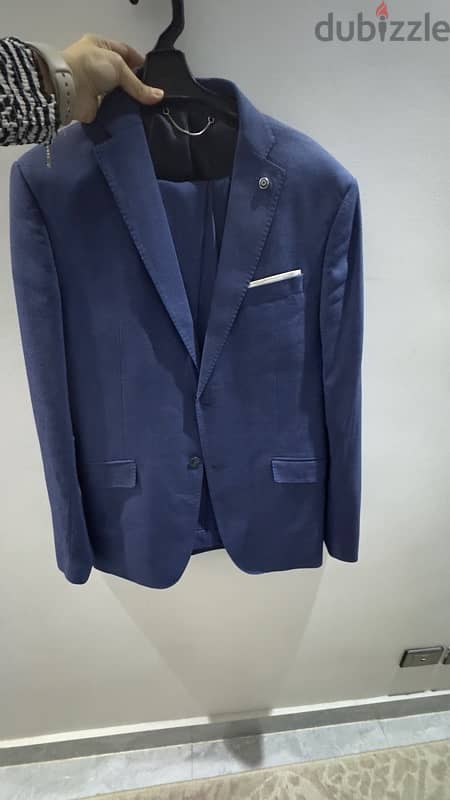 zara suit 1