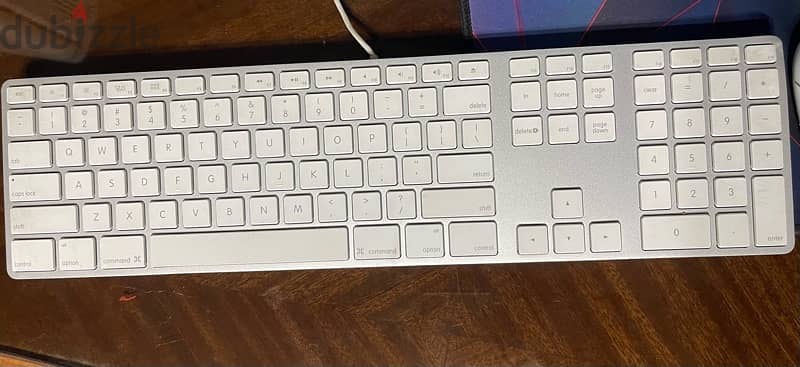 Apple wired mouse and wired keyboard 3