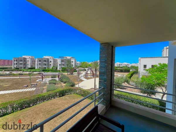 شاليه في امواج متشطب بالتكيفات استلام فوري للبيع  - resale amwaj