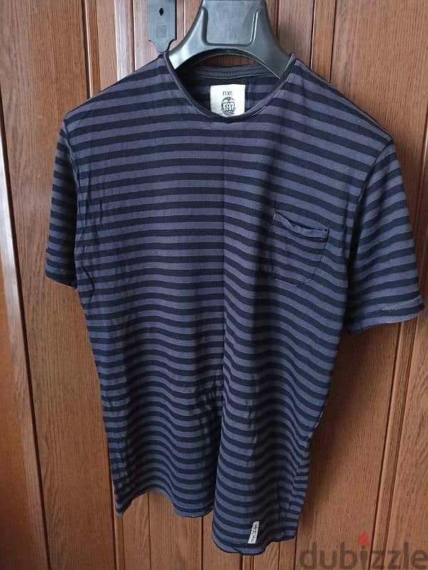 T shirt in very good condition 2
