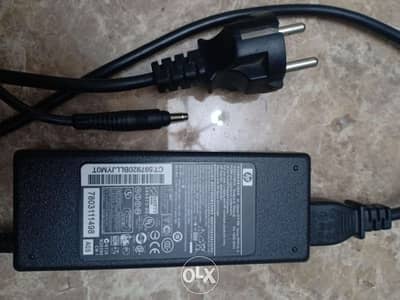 HP charger 19v/4.74a/90w