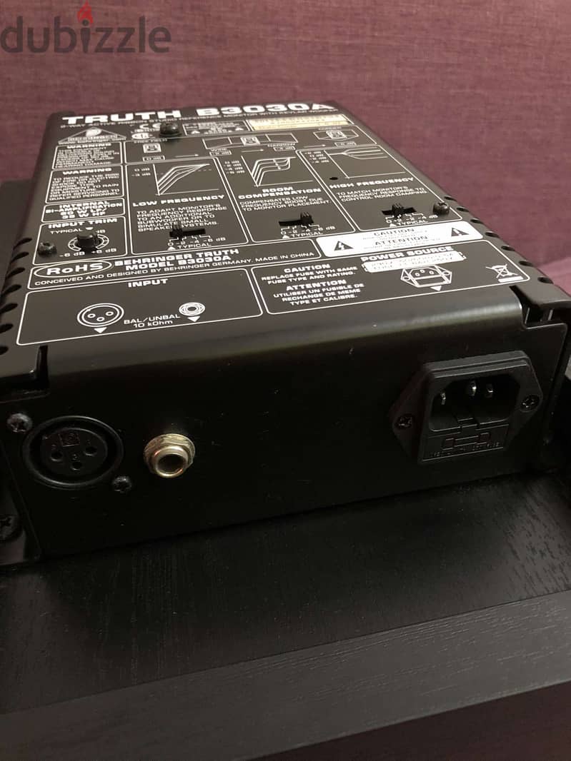 Behringer Truth B3030A 7