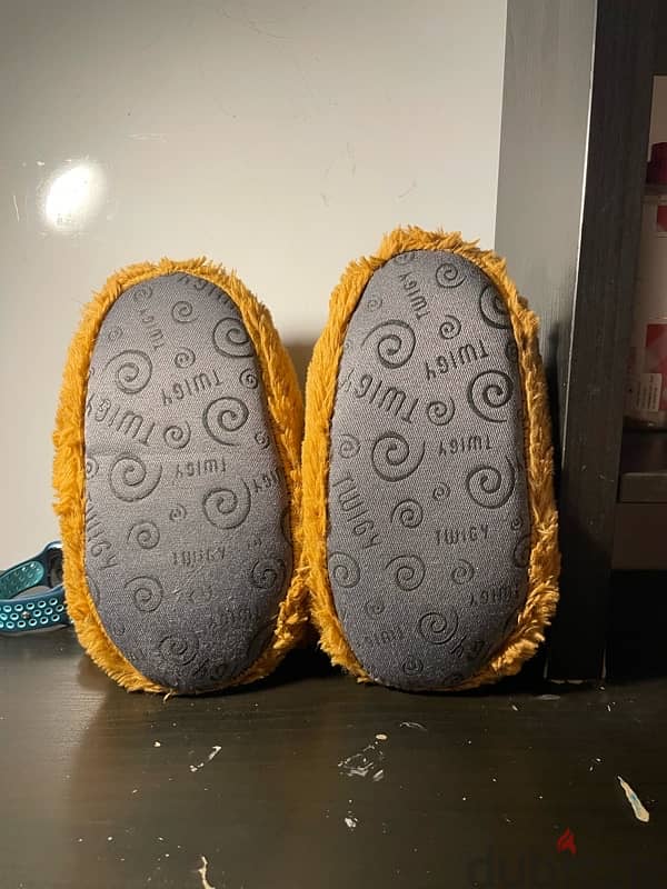 TWIGY SLIPPERS 3