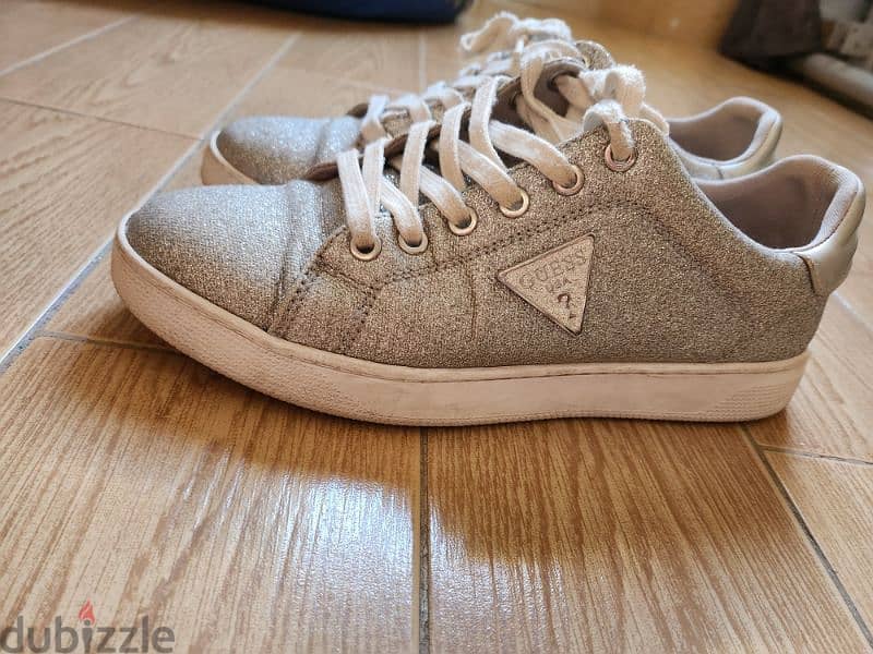 guess shoes size 40 3