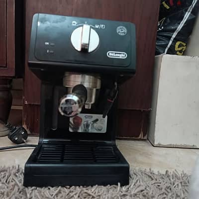 ماكينه قهوه ديلونجى