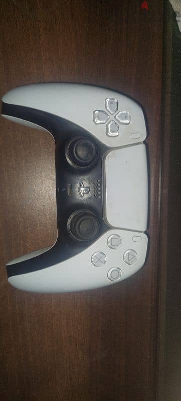 PS5 controller