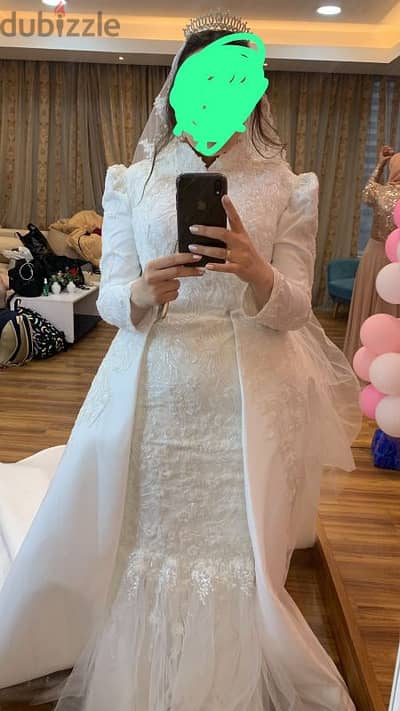 Wedding dress