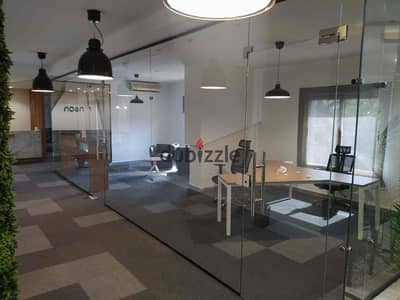 Administrative office in Sarayat Maadi, modern finishing, 14 rooms, 8 bathrooms