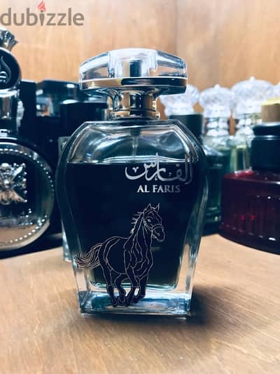 عطر الفارس من شركة عطورى الامارتية متبقي حوالي ٨٥مل عطر قوى جدا