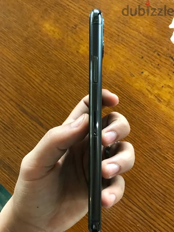 iPhone 11 Pro Max 3