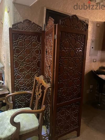 للبيع