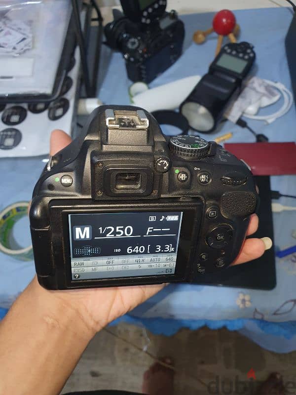 نيكون D5200 4