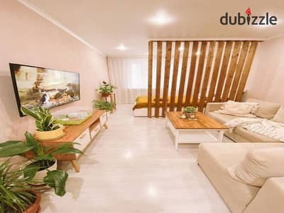 For immediate viewing, an apartment for 120,000 down payment, two bedrooms + reception, for sale in October, Degla Palms Compound, fully serviced, and