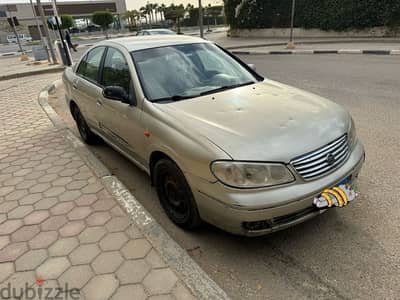 نيسان صني 2008 للبيع مالك اول في الشيخ زايد