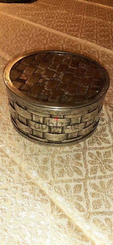VINTAGE CHRISTOFLE HAND-MADE ART - BONBONNIÈRE- SILVER PLATED