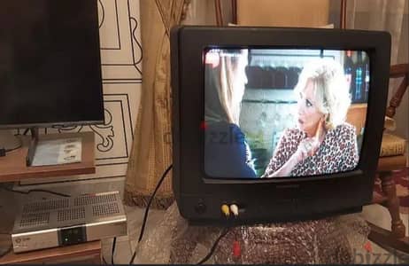 تليفزيون  دآيو أصلي 14 بوصة صناعة كوري بحالة فوق الممتازه