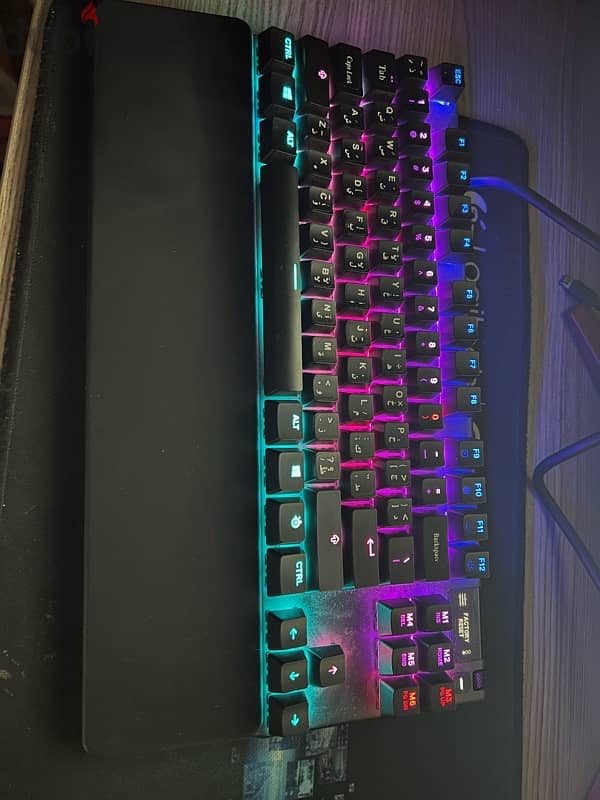 steelseries Apex 7 TKL 1