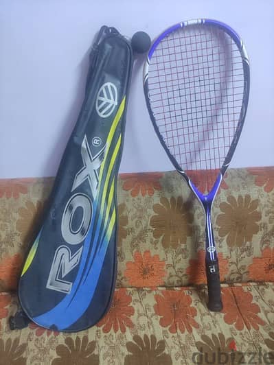 مضرب اسكواش و كورة اسكواش