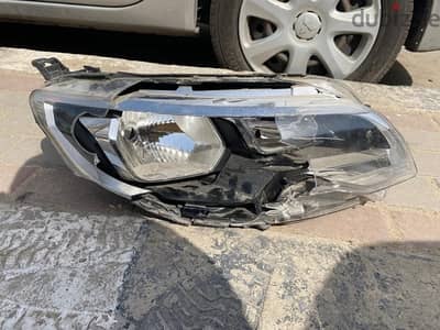 فانوس اصلى بيجو ٣٠١