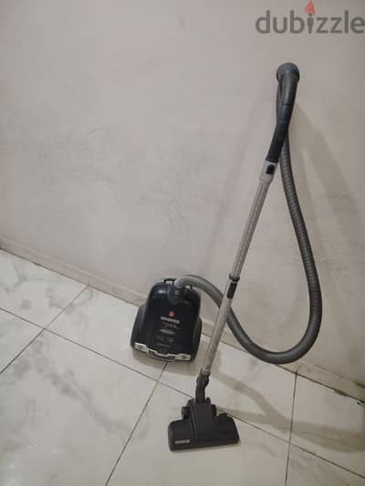 مكنسة هوفر ٢٣٠٠ وات