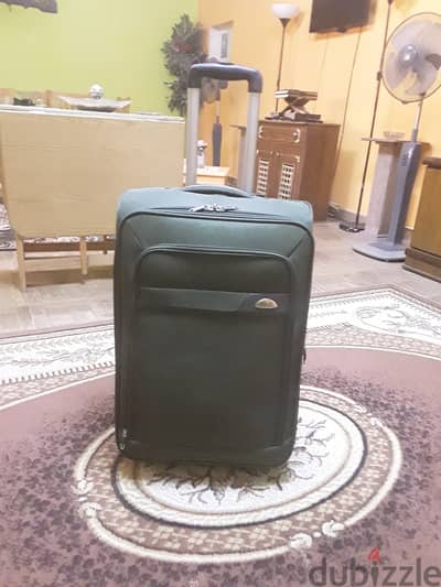 شنطة سفر وارد الخارج ماركة ديلكسي