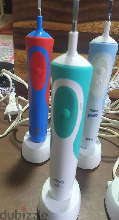Braun electric toothbrush, rechargeable, made in Germany