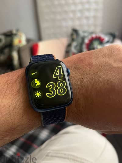 apple watch series 7 cellular + GPS
