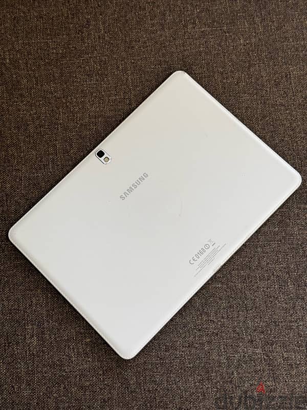 Samsung Galaxy Tab Pro 10 Model SM T520 1