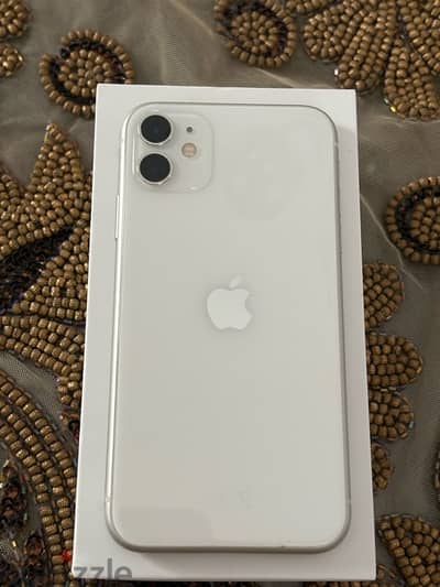 iPhone 11 128 GB White Excellent Condition أيفون ١١ ١٢٨ جيجا أبيض
