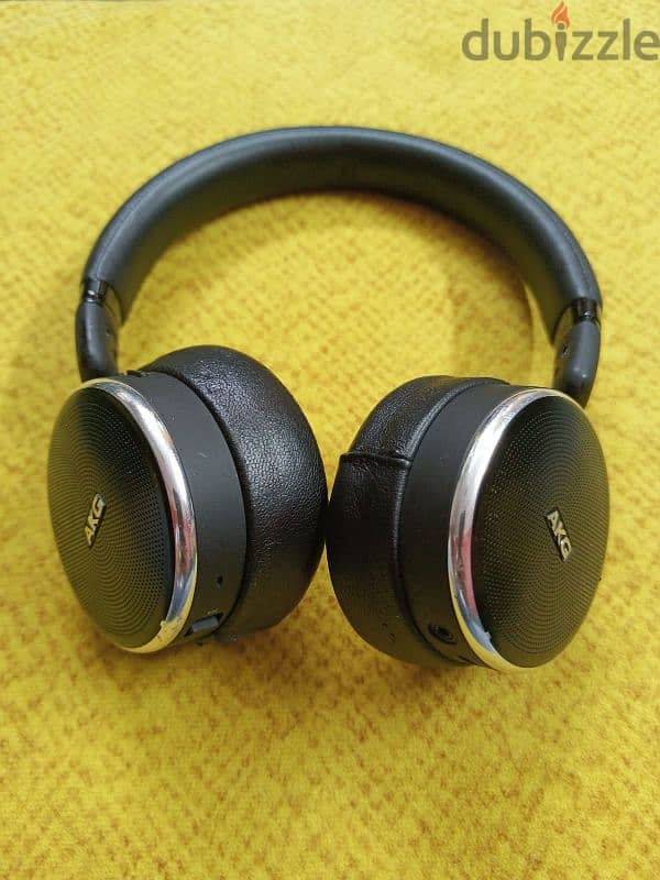 AKG N60 WIRELESS 3