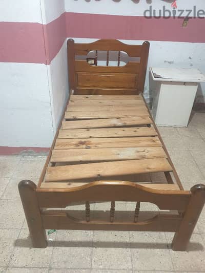 سرير ٩٠سم