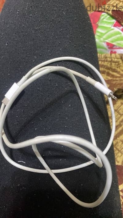 كبلات وسماعت ايفون خلع