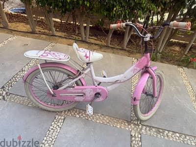 عجله بناتي سن من ٨-١٠ سنوات. تم عمل صيانه كامله Used bicycle -