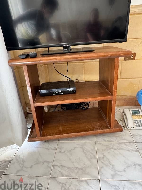 Small TV unit 1