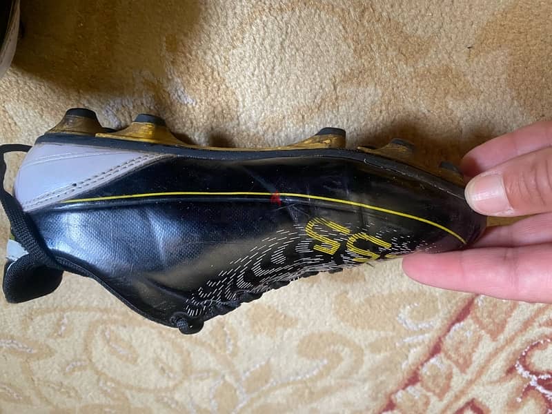 soccer shoes 1