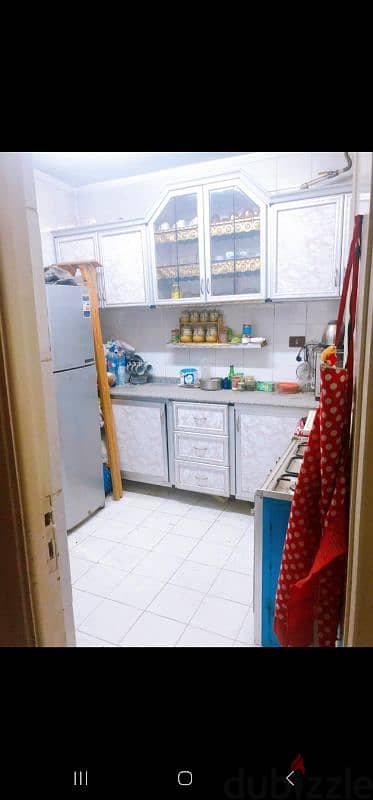 مطبخ الومنيوم و ديب فريزر كبير
