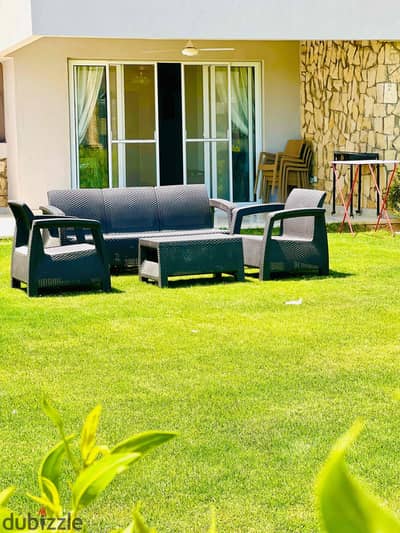 Chalet with 3 rooms on the ground floor with a garden by the pool in Blumara Village, Wadi Degla, Ain Sokhna